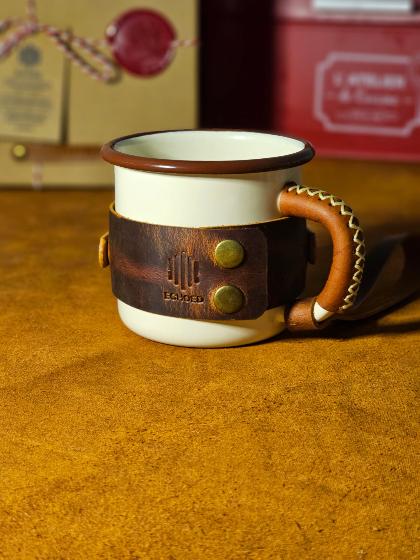 LEATHER ENAMEL MUG - WHITE