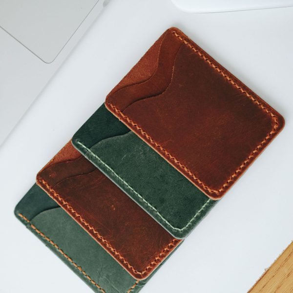 Personalized Full-Grain Leather Card Holder, 3 Pockets — Oruç — in use