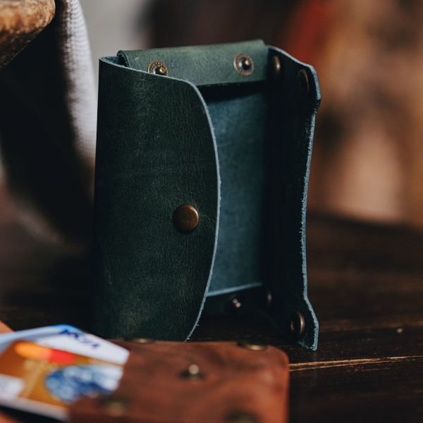 Personalized Minimalist Full-Grain Leather Card Holder — İstif — in use